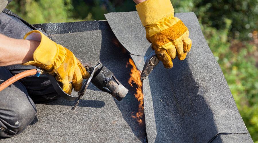 Expert Emergency Roof Repairs services in Reeves, LA